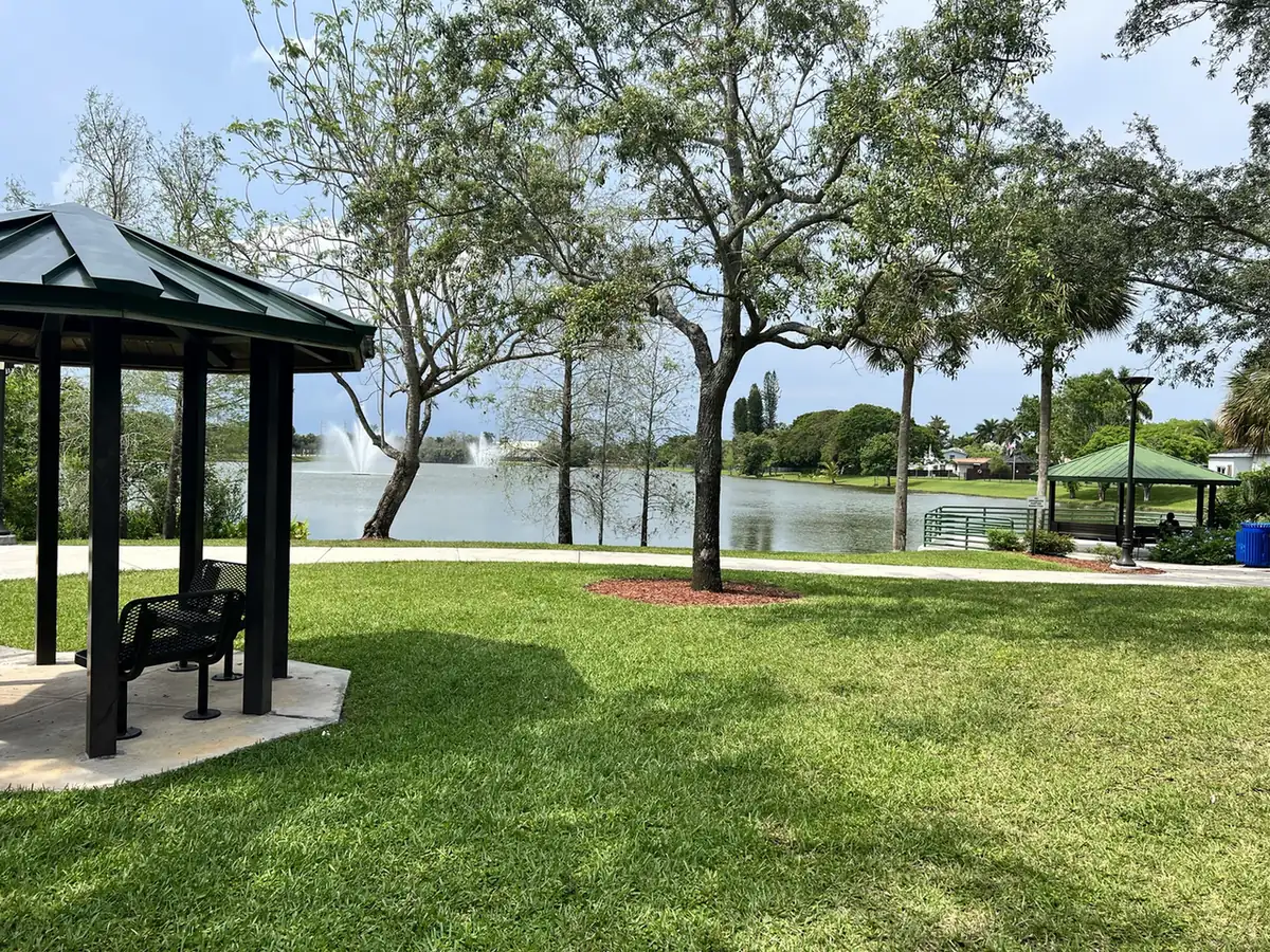 A pavilion beside the lake at Windmill Park in Coconut Creek, home of the Windmill Dog Park.