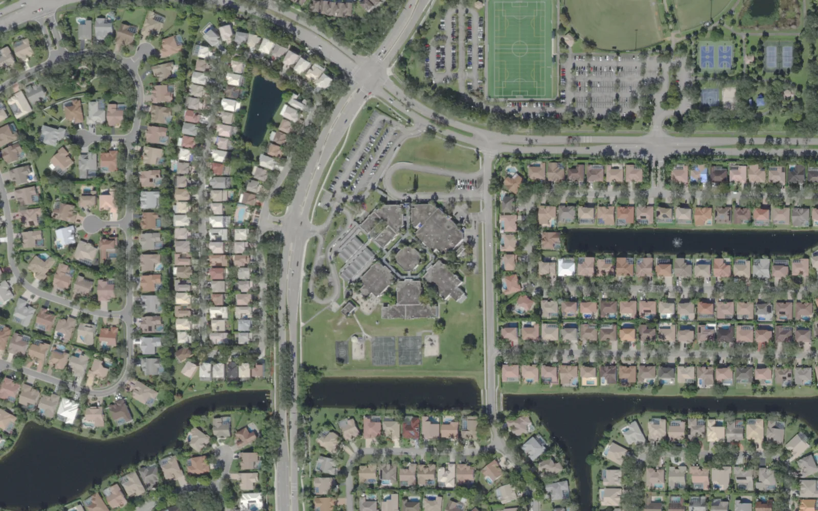 Country Hills Elementary School's campus on Westview Drive, seen from the air